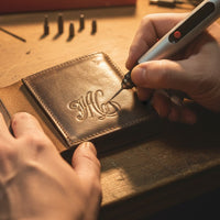 Trasforma ogni Oggetto in un Ricordo Speciale con ForgePen™